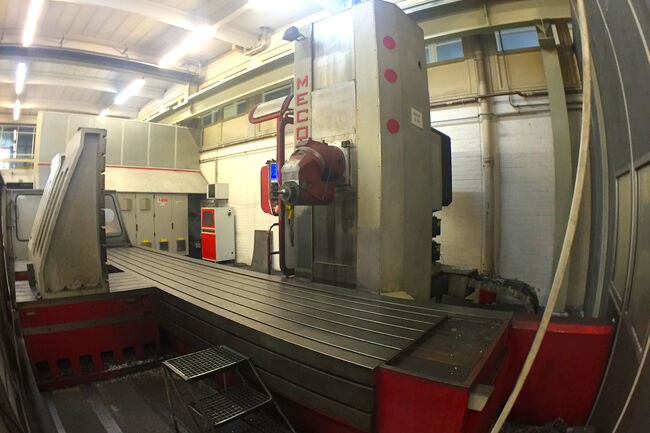 Rivendita Fresatrice a montante mobile MECOF CS500 Agile usata